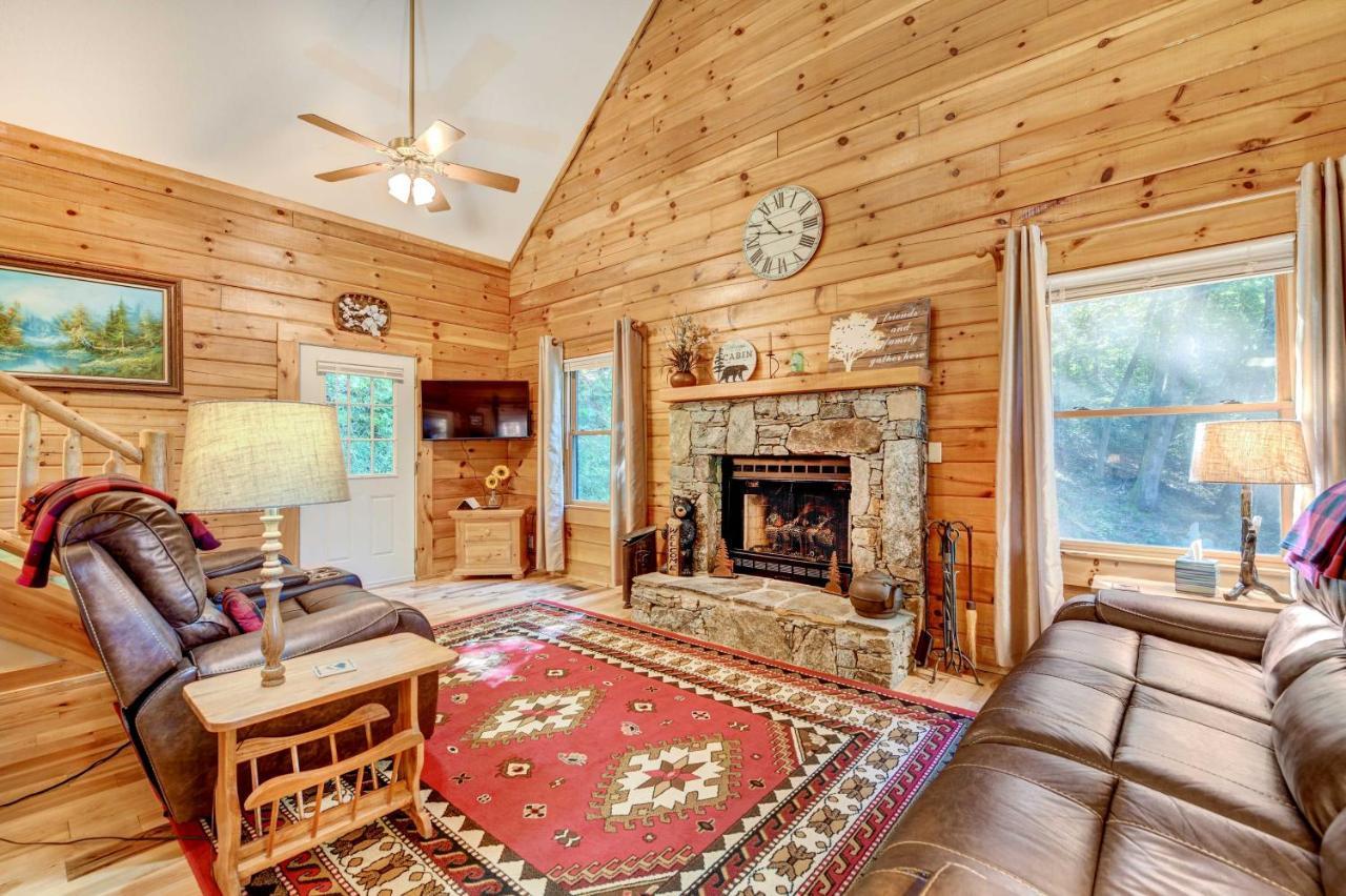 Waynesville Cabin With Covered Deck And Fire Pit! Lake Junaluska Экстерьер фото
