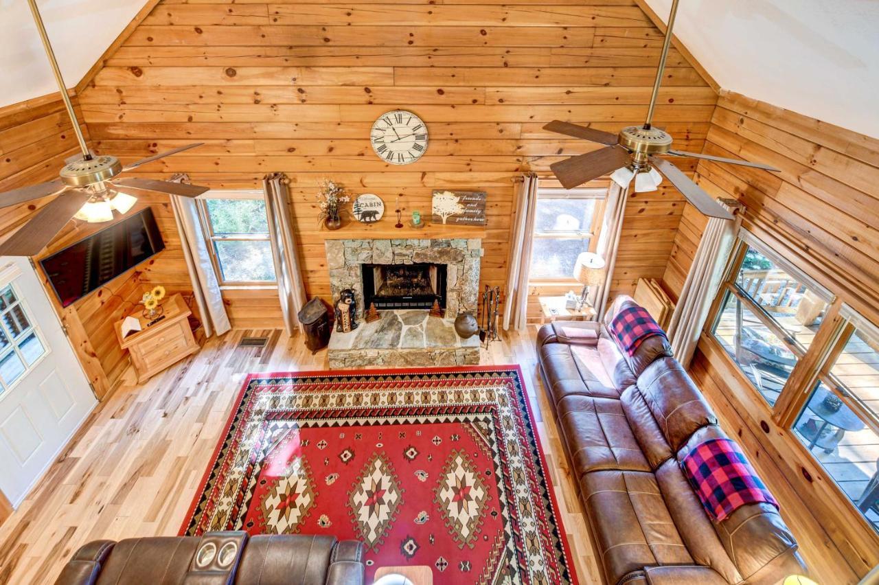 Waynesville Cabin With Covered Deck And Fire Pit! Lake Junaluska Экстерьер фото
